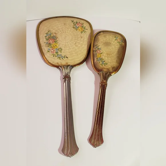 Source Unknown | Accessories | Vintage Vanity Dresser Set 2 Piece Gold Tone Brush Mirror Victorian Style | Poshmark Source Unknown | Accessories | Vintage Vanity Dresser Set 2 Piece Gold Tone Brush Mirror Victorian Style | Poshmark